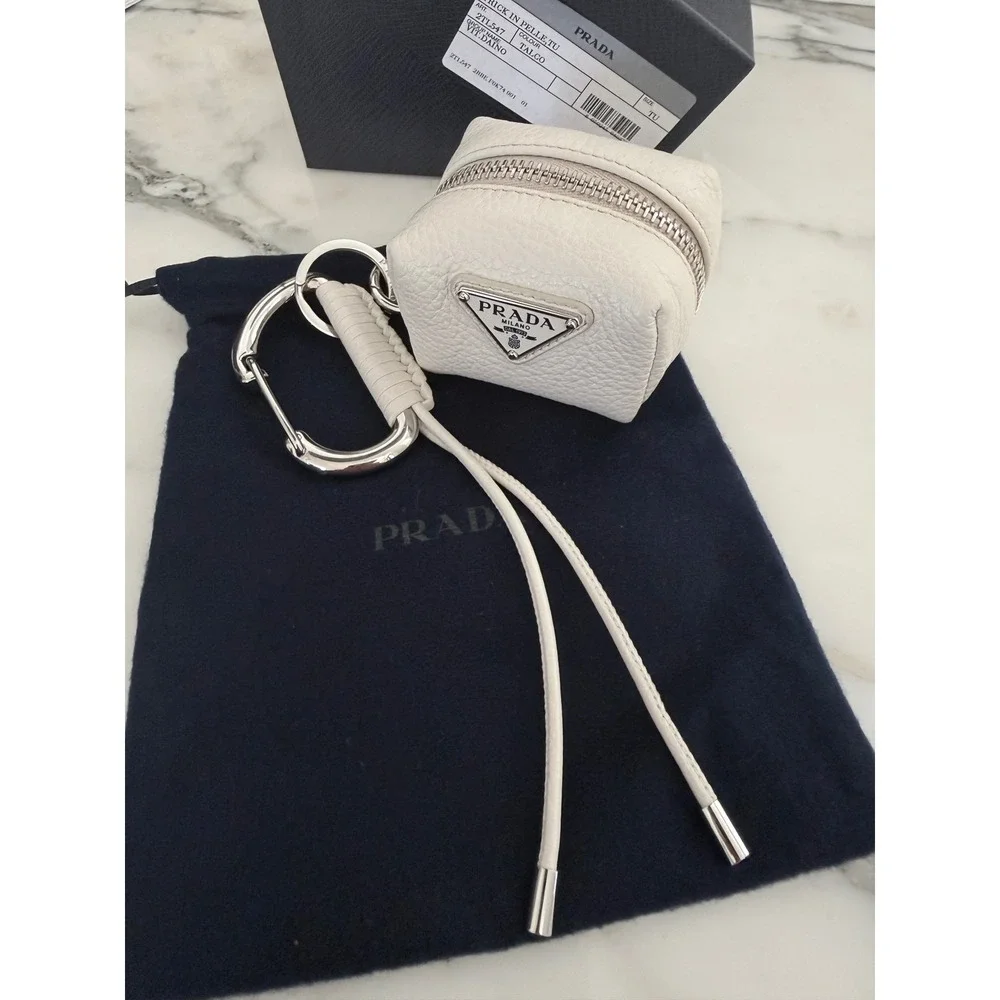 Prada 2TL547 Vitello Daino Leather Pouch Keychain Talco White‎ Carabiner Clip